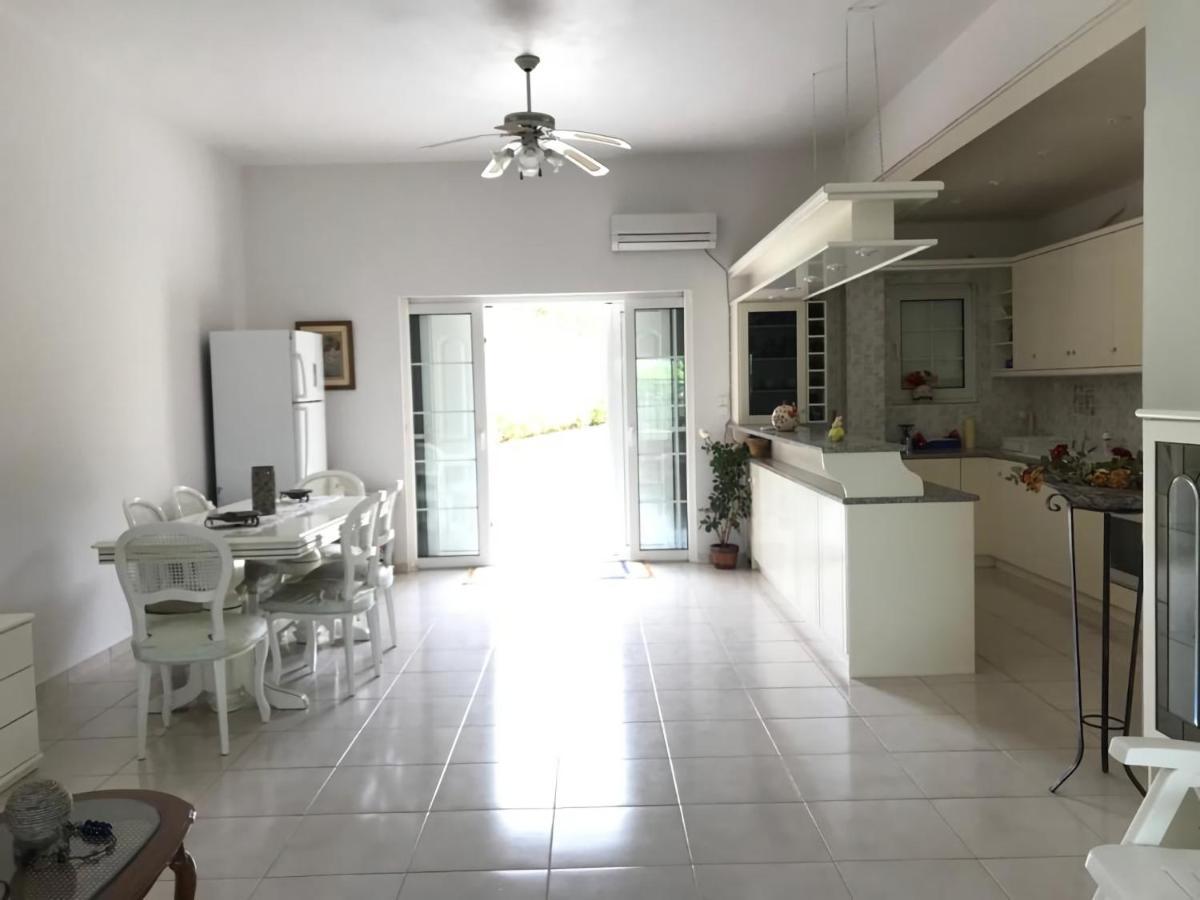 Villa Amalaya Flampouria Esterno foto